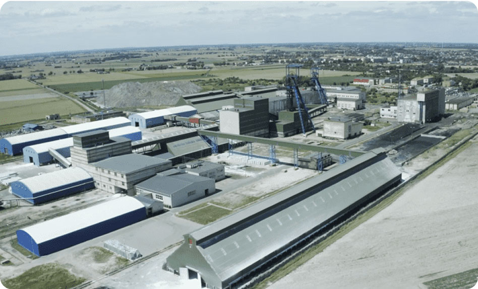 zdjęcie przedstawiające branże wydobywczą i metalową